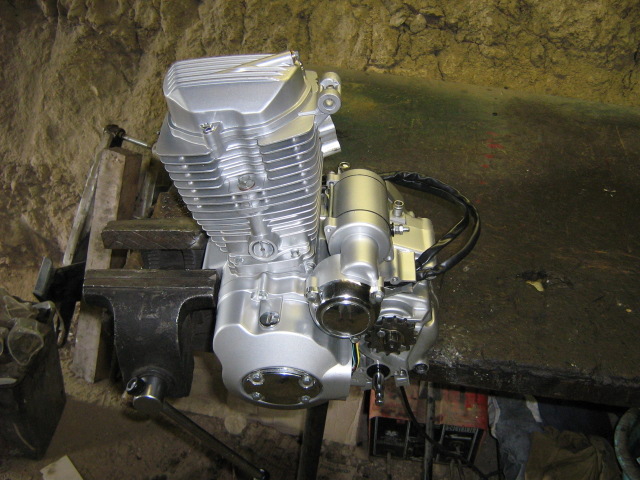 Image: moteur-200-a-vendre1-33755d.jpg